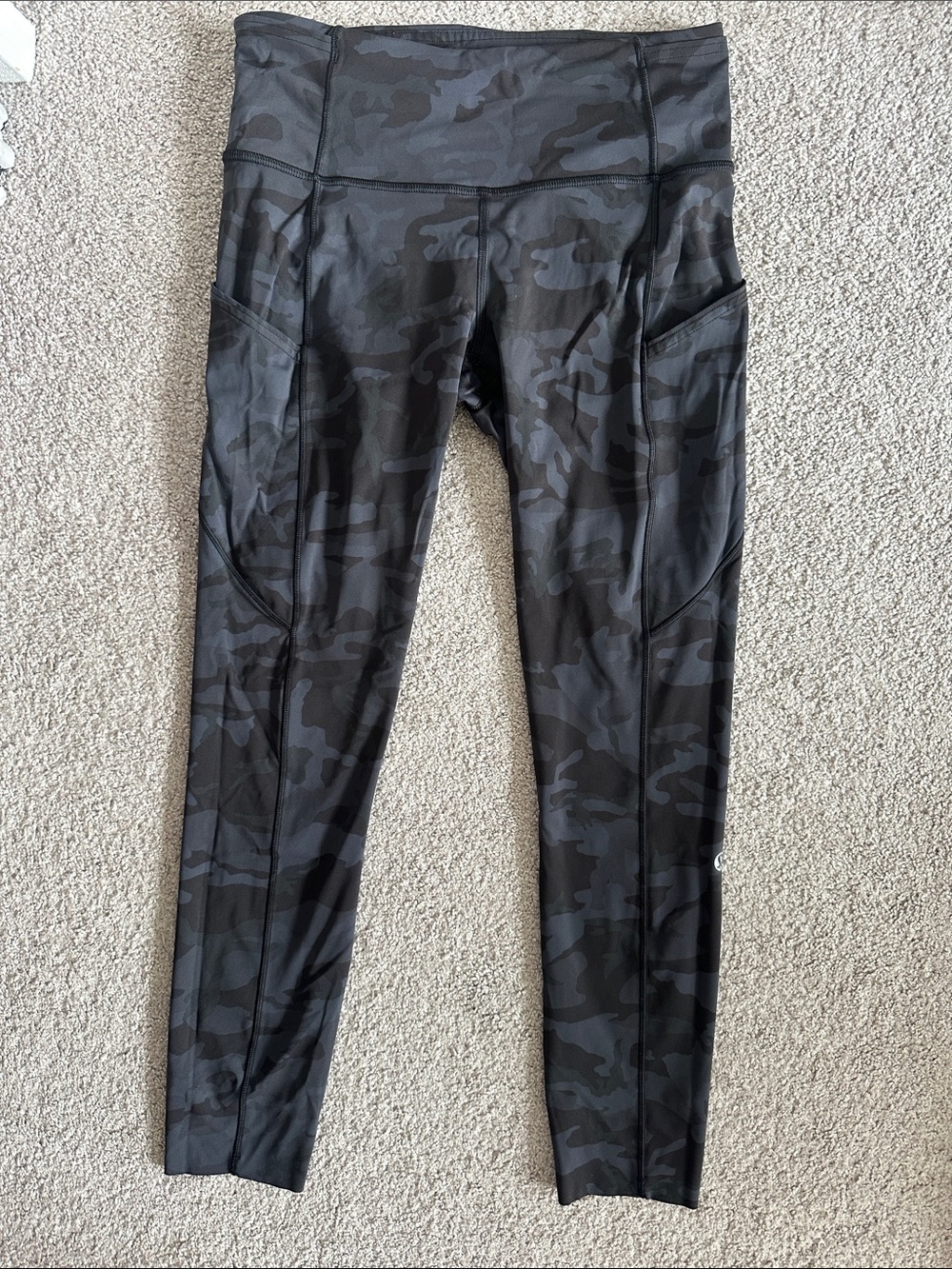Lululemon 25” Camo Leggings with Side Pockets - Black/Grey